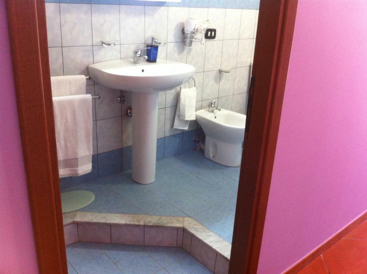 カターニアCasa Arrigoアパートメント エクステリア 写真